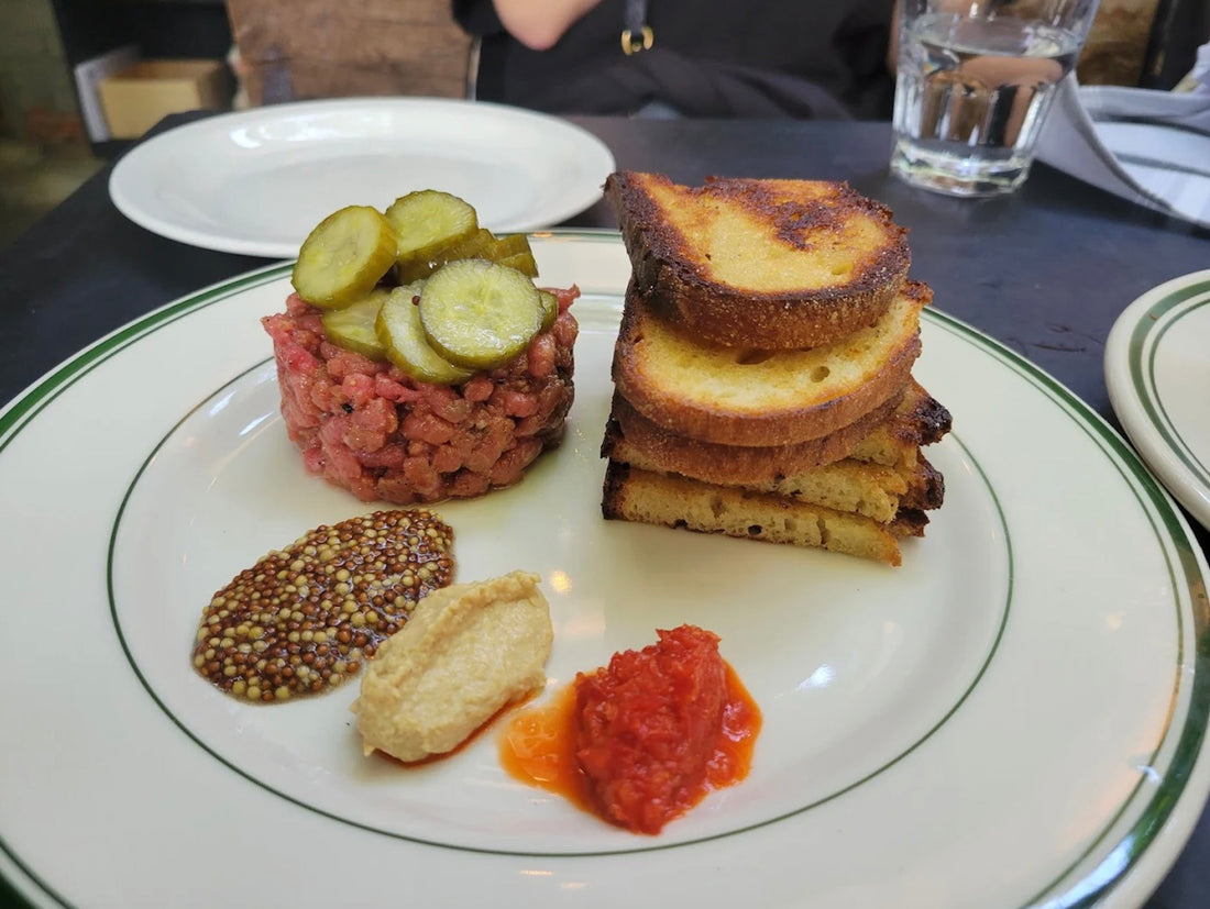 The Date Spots Toronto Girls Gatekeep (But We're Sharing Anyway)